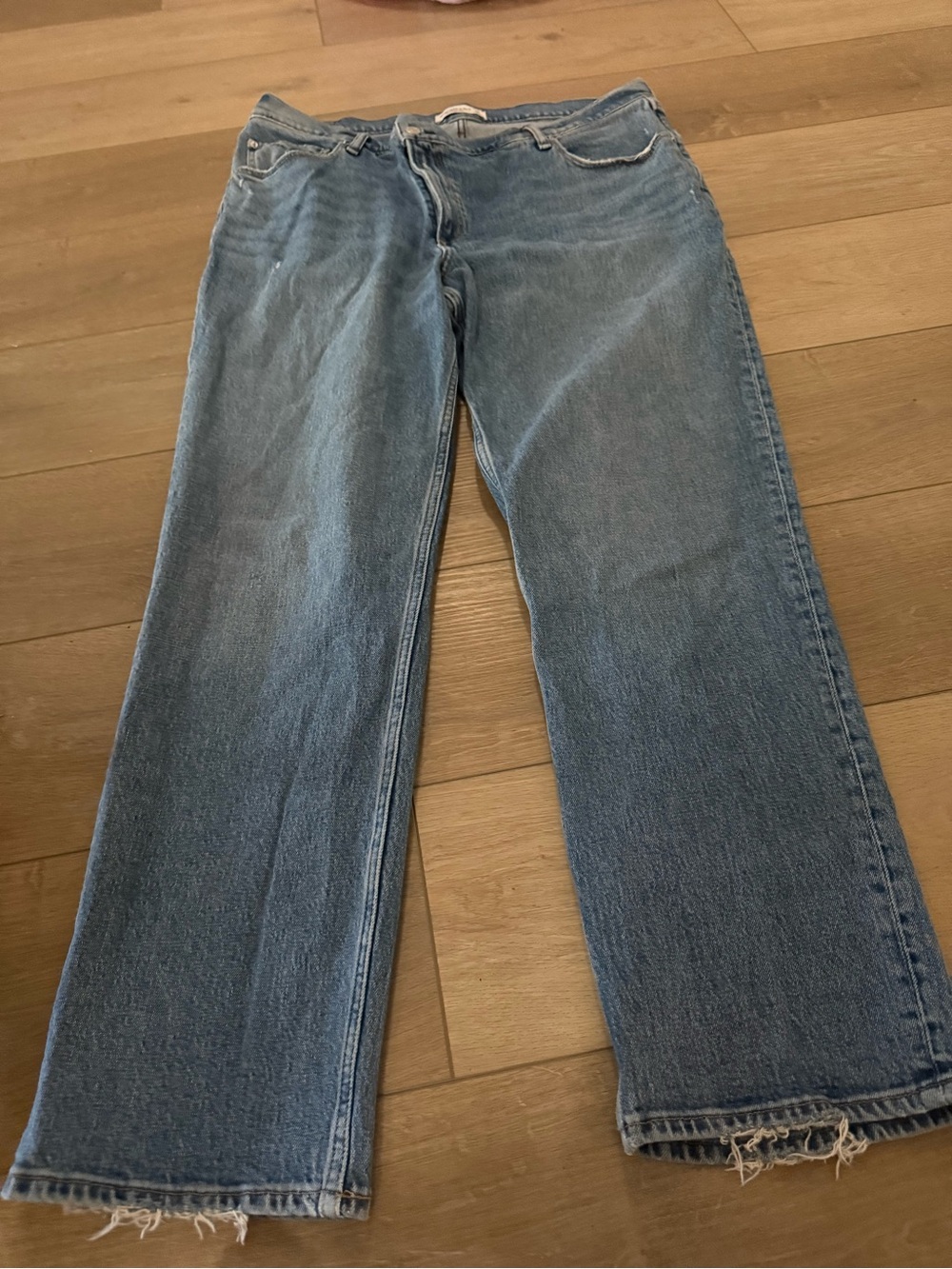 Abercrombie ’90s Straight High Rise Jeans – Light Wash – 18/34 S (short)